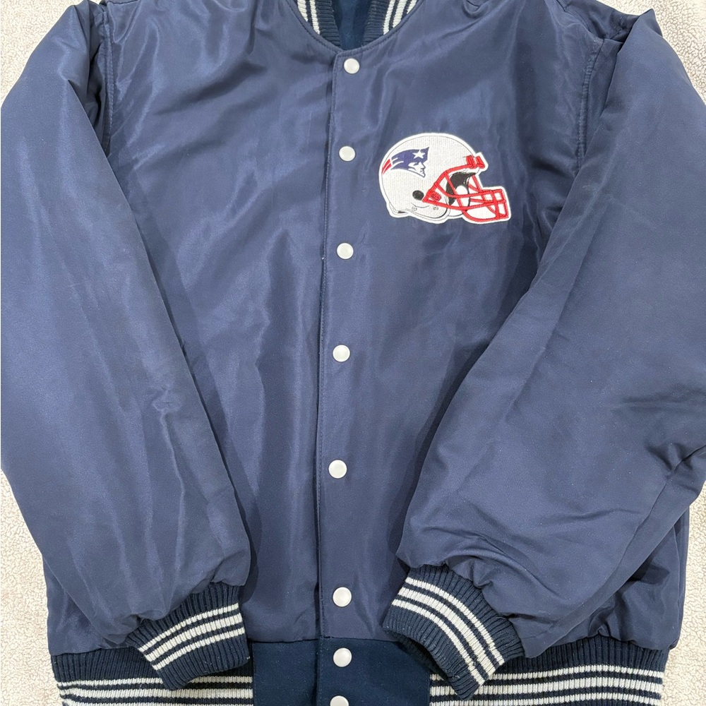New England Patriots Varsity Jacket – Size Large, 3-Time Super Bowl Champs - Picture 3 of 3